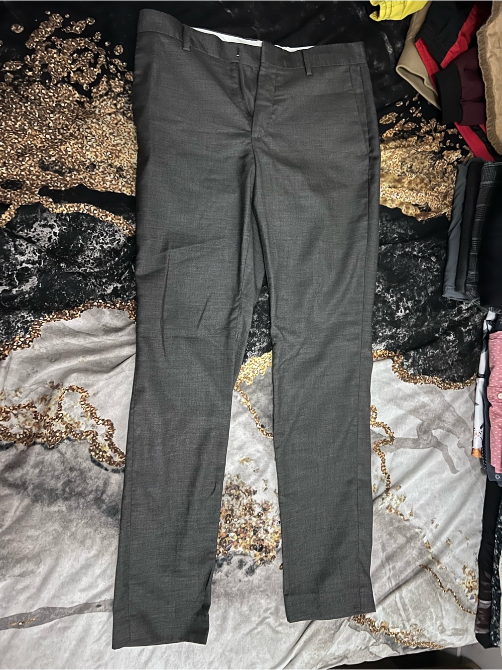 H&M Men's Dress Pants in Charcoal Gray